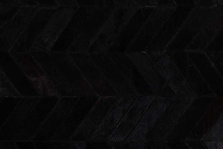 5' x 8' Cowhide Leather Rug