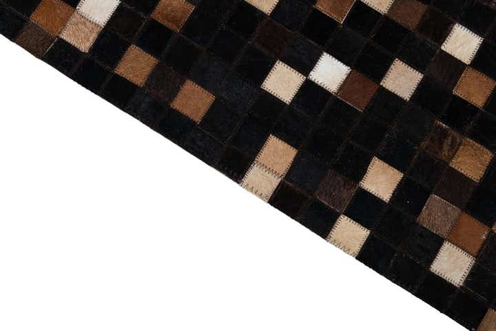 5' x 7' 8 Cowhide Leather Rug