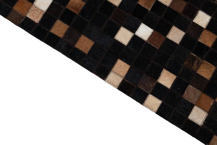 Detail image of 5' x 7' 8 Cowhide Leather Rug
