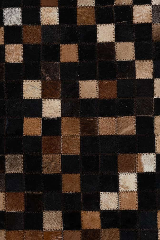 5' x 7' 8 Cowhide Leather Rug