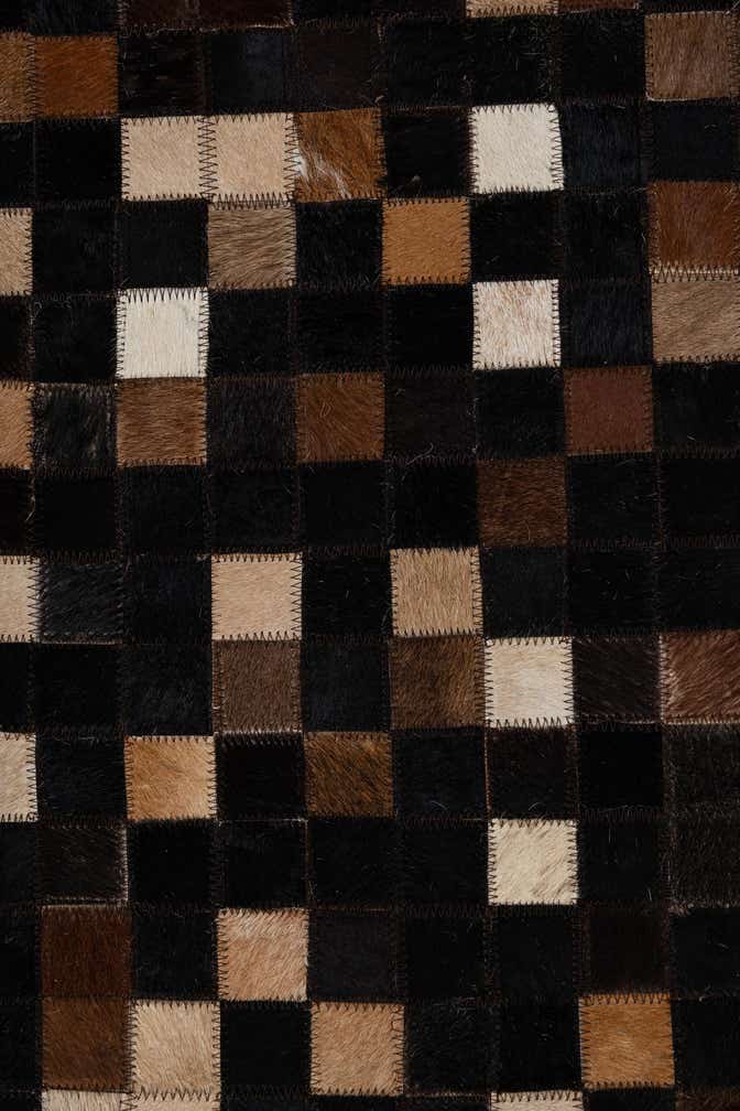 5' x 7' 8 Cowhide Leather Rug