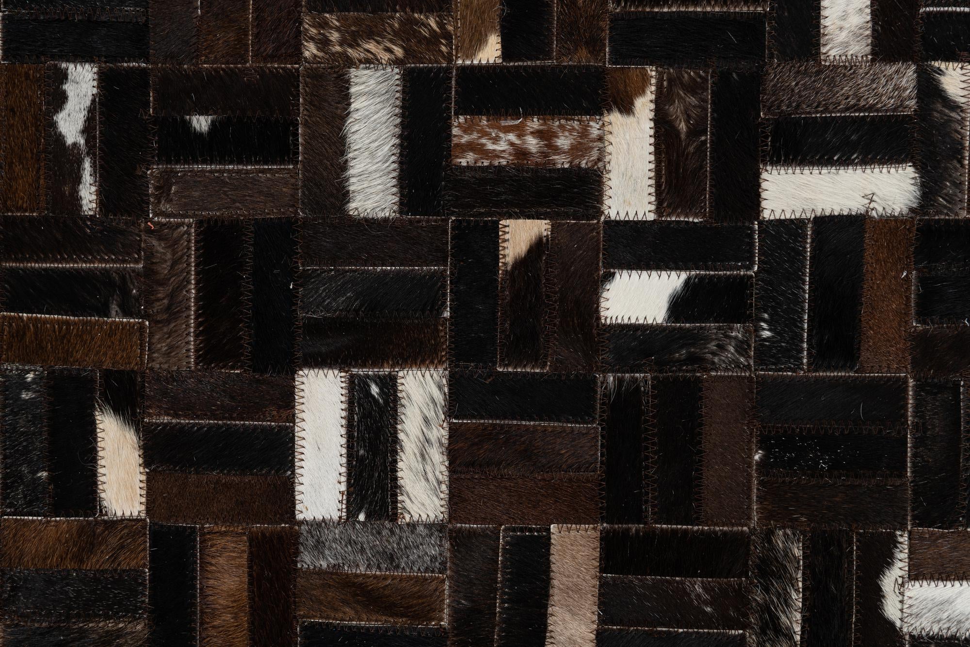 5' x 7' 10 Cowhide Leather Rug