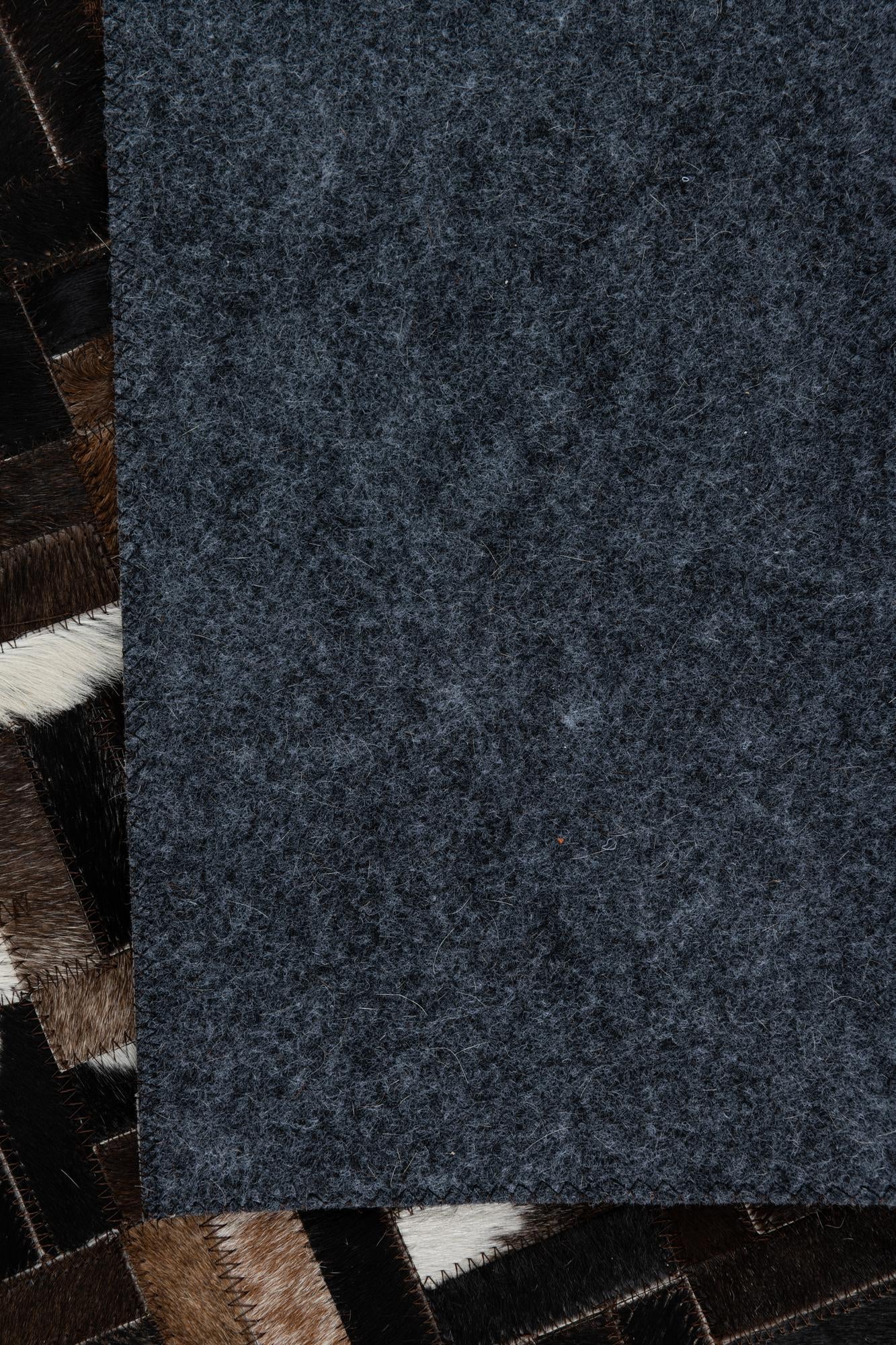 5' x 7' 10 Cowhide Leather Rug