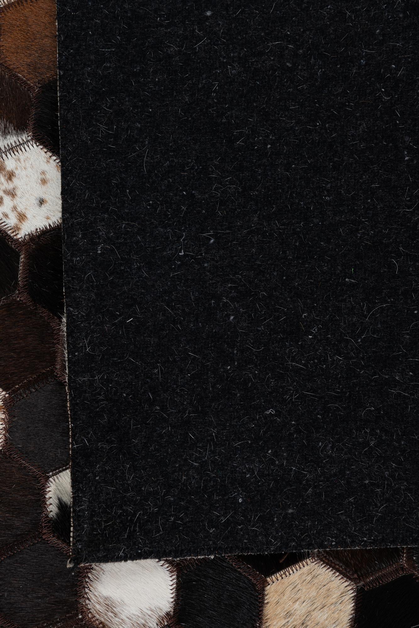 5' x 8' 1 Cowhide Leather Rug