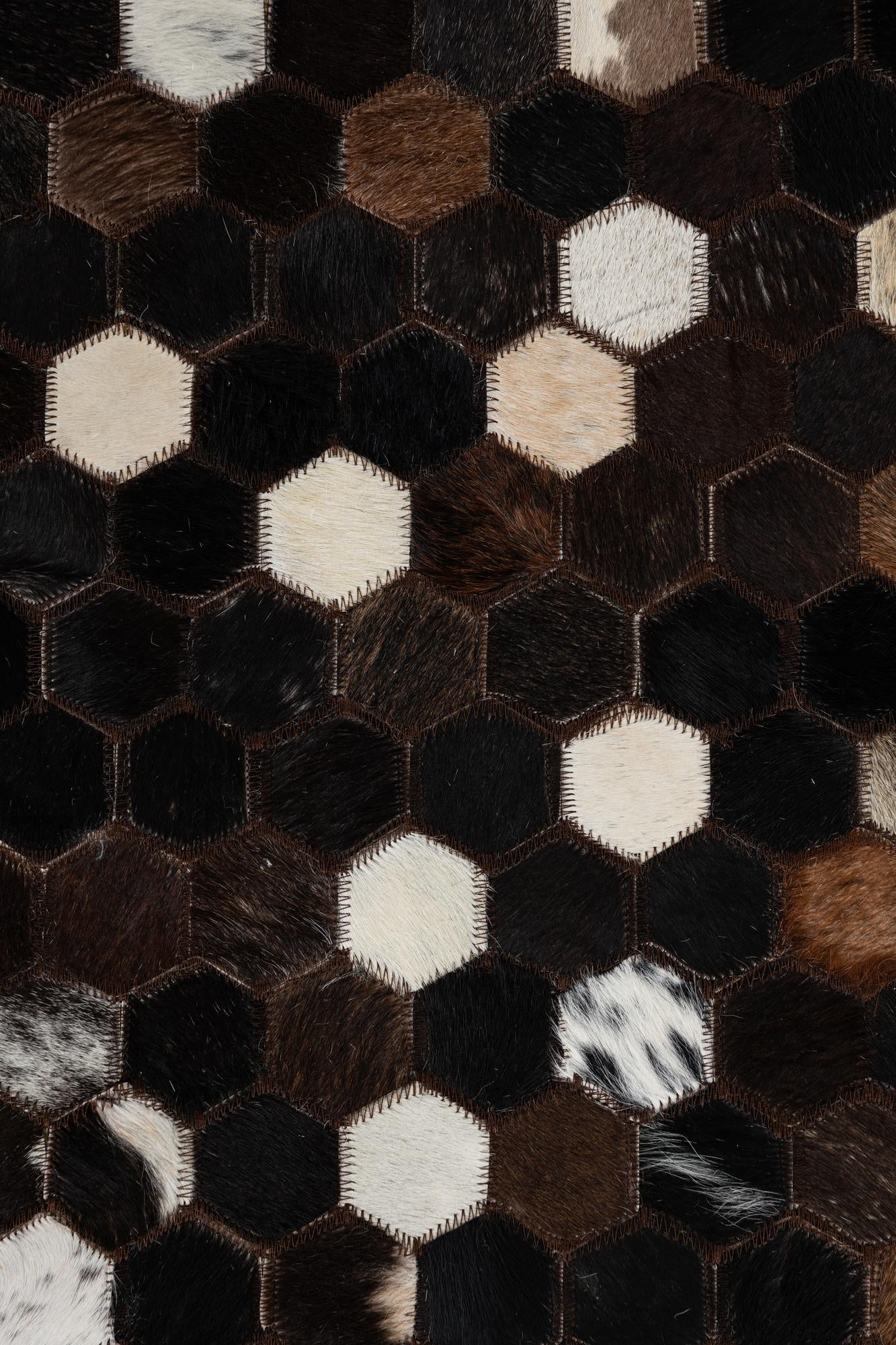 5' x 7' 10 Cowhide Leather Rug