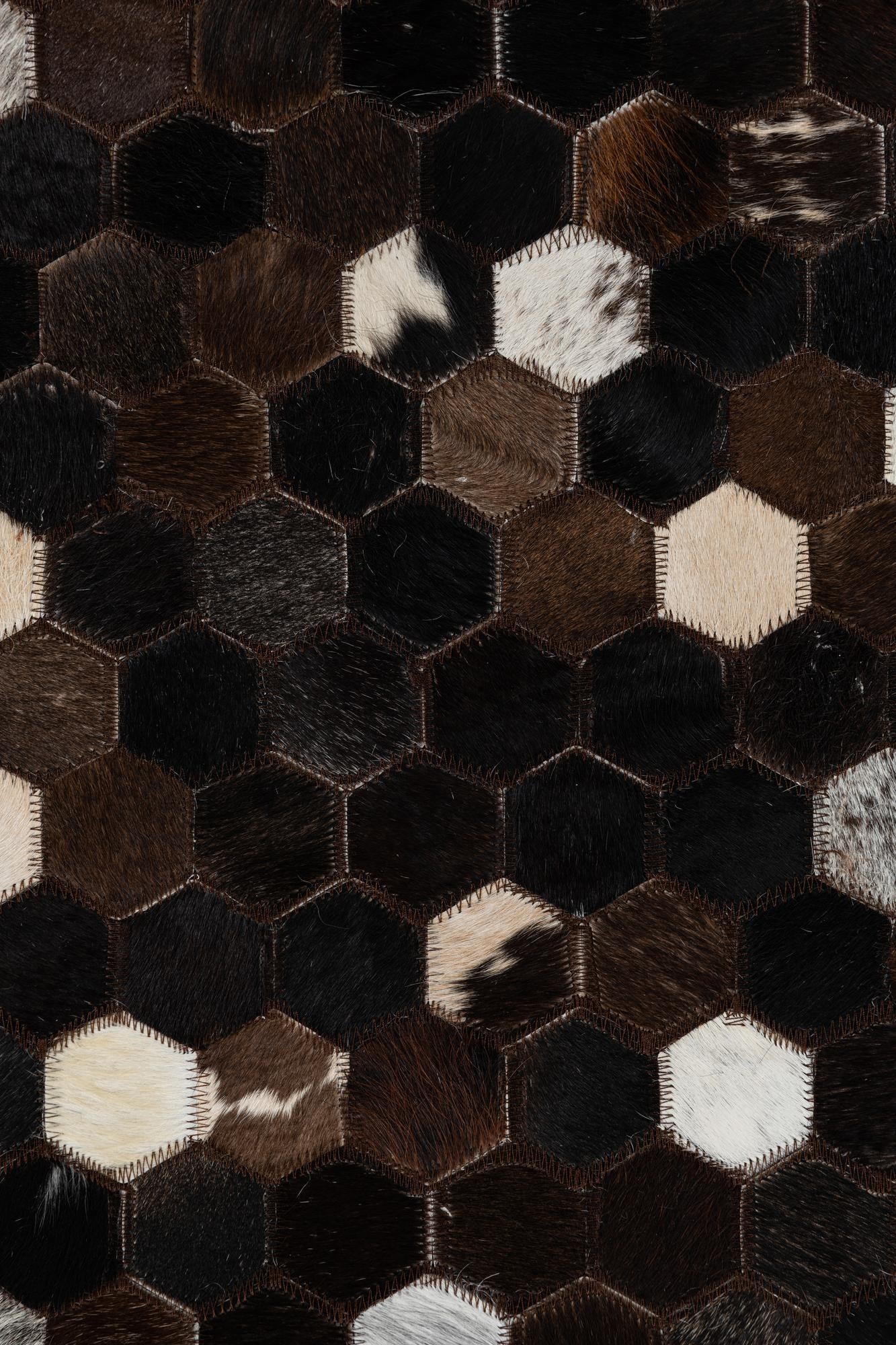 5' x 7' 10 Cowhide Leather Rug