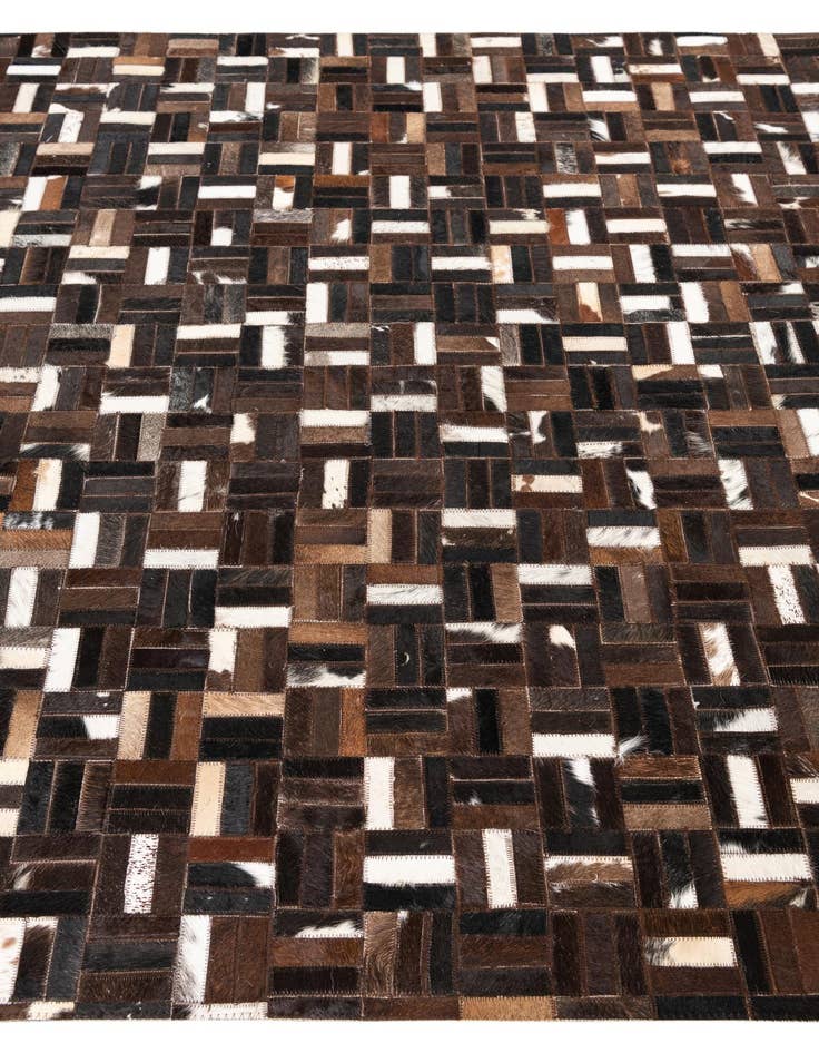 Detail image of 5' x 7' 10 Cowhide Leather Rug