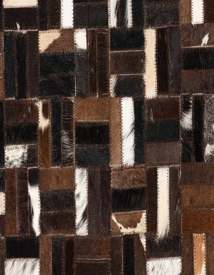 Detail image of 5' x 7' 10 Cowhide Leather Rug