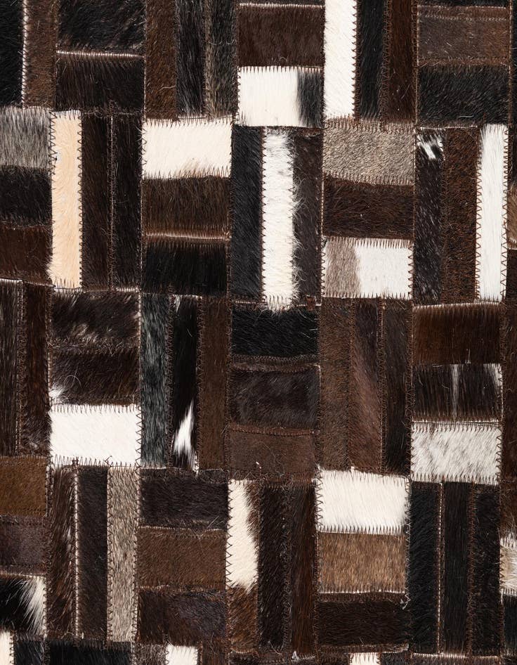Detail image of 5' x 7' 10 Cowhide Leather Rug