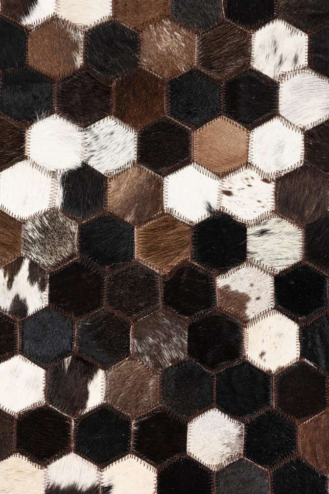 5' x 7' 10 Cowhide Leather Rug