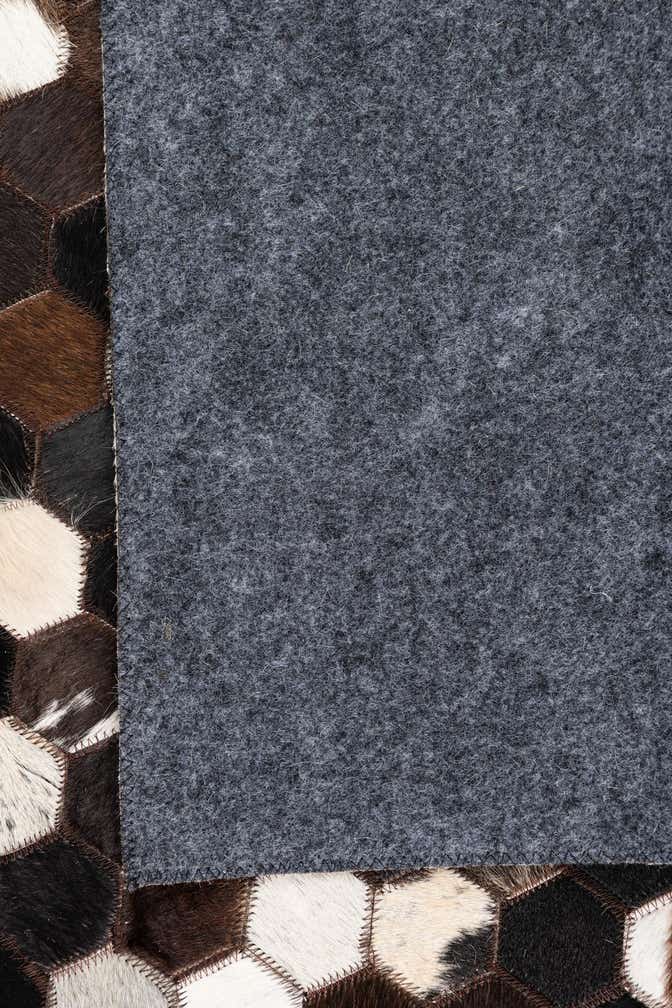 5' x 7' 10 Cowhide Leather Rug