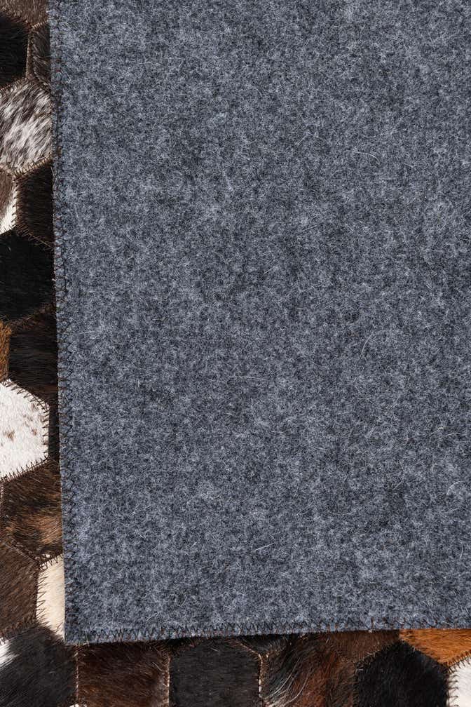 5' x 8' Cowhide Leather Rug