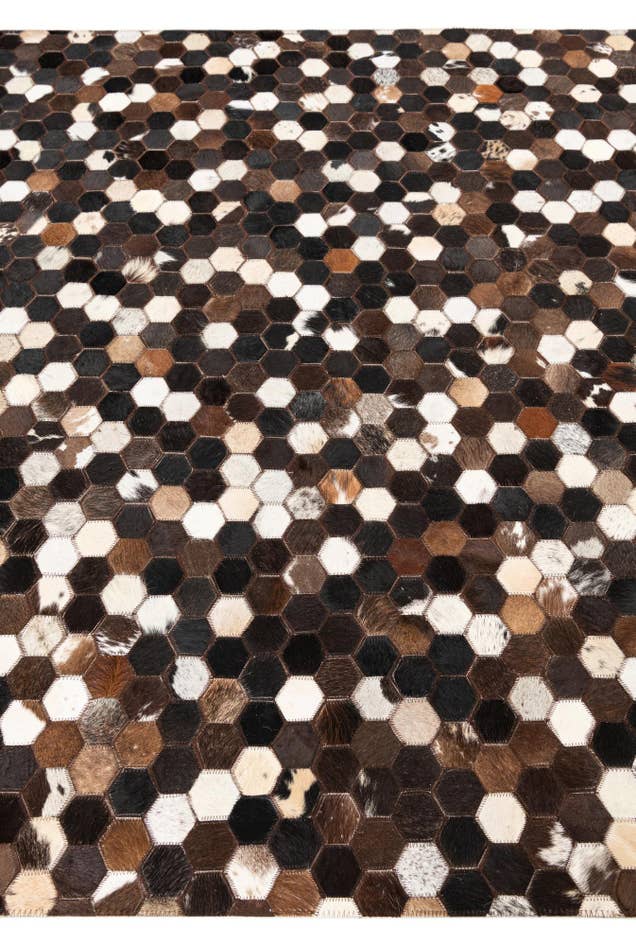 Detail image of 5' x 7' 10 Cowhide Leather Rug