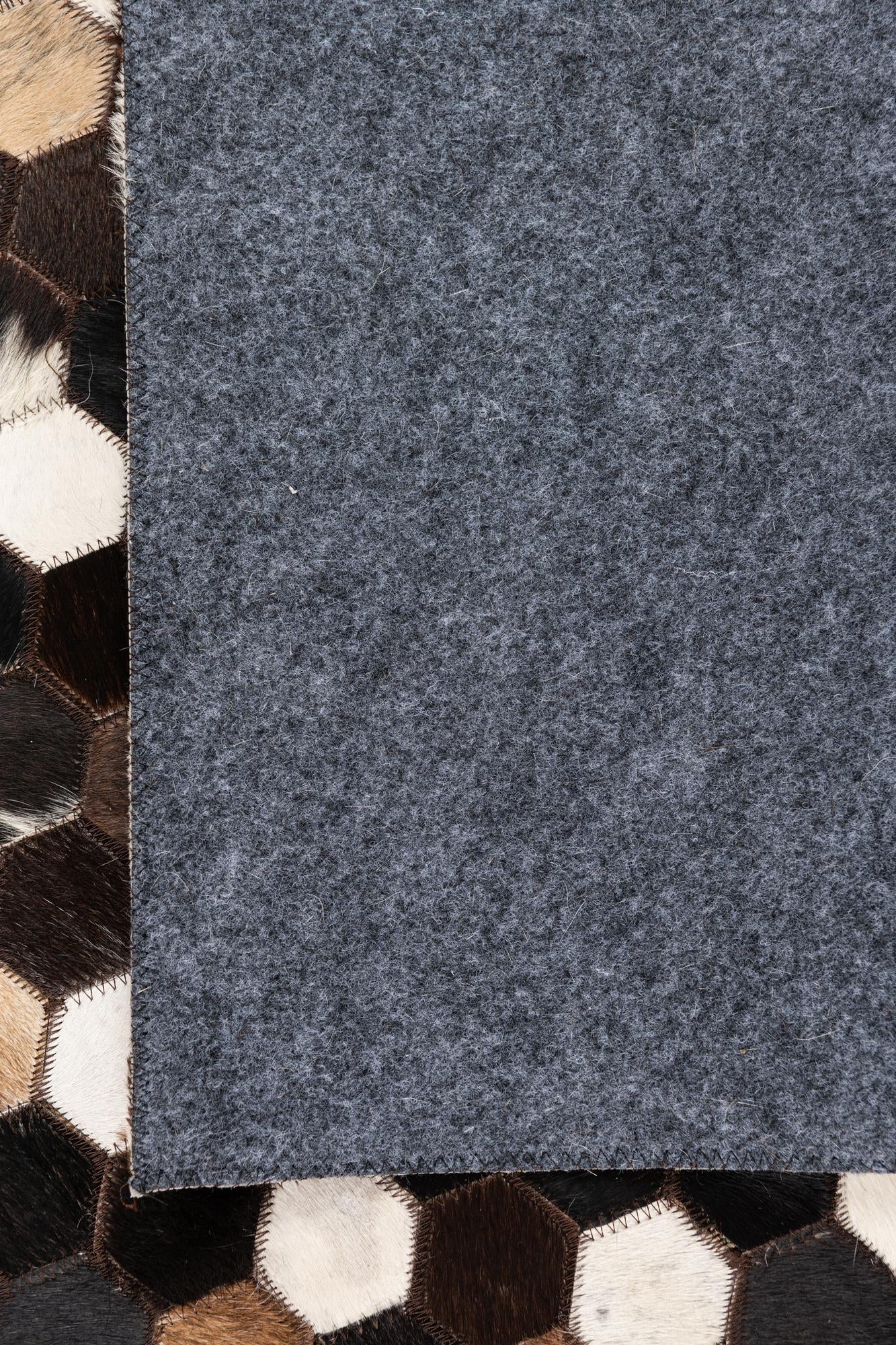 5' x 7' 10 Cowhide Leather Rug