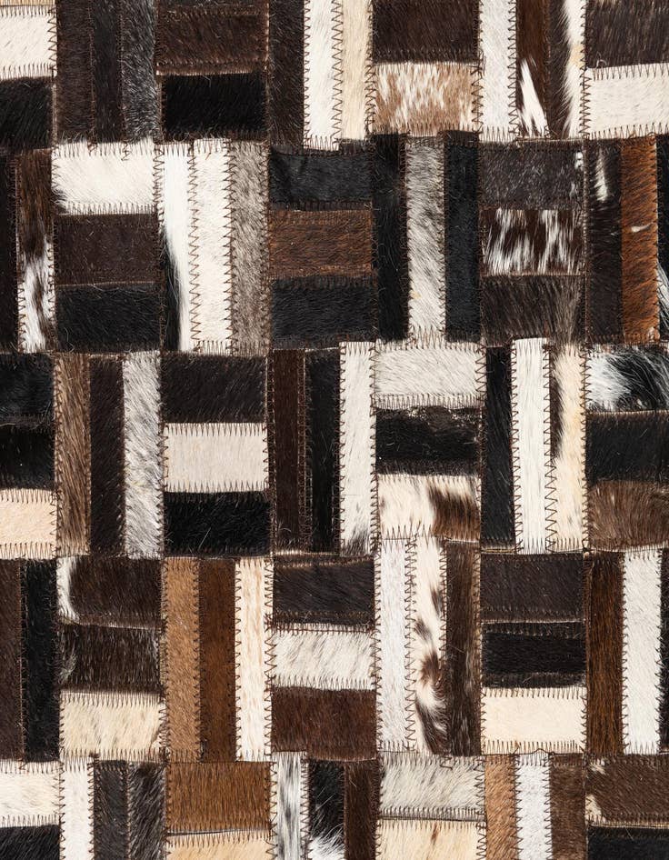 Detail image of 5' x 7' 10 Cowhide Leather Rug