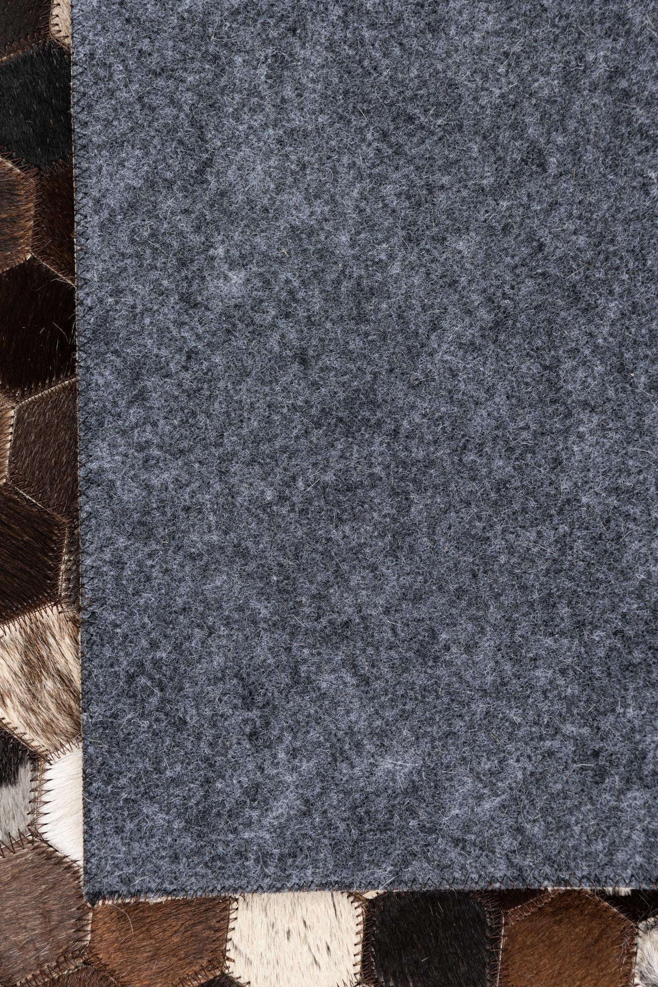 5' x 8' Cowhide Leather Rug