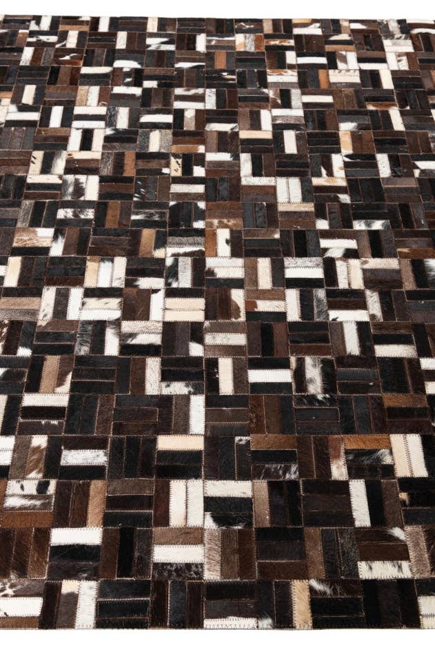 Detail image of 5' x 7' 8 Cowhide Leather Rug