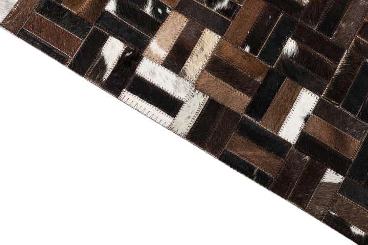5' x 8' Cowhide Leather Rug