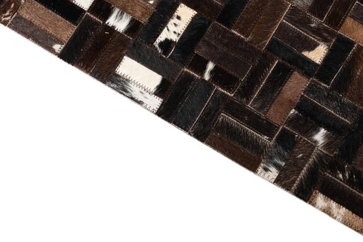 Detail image of 5' x 7' 10 Cowhide Leather Rug