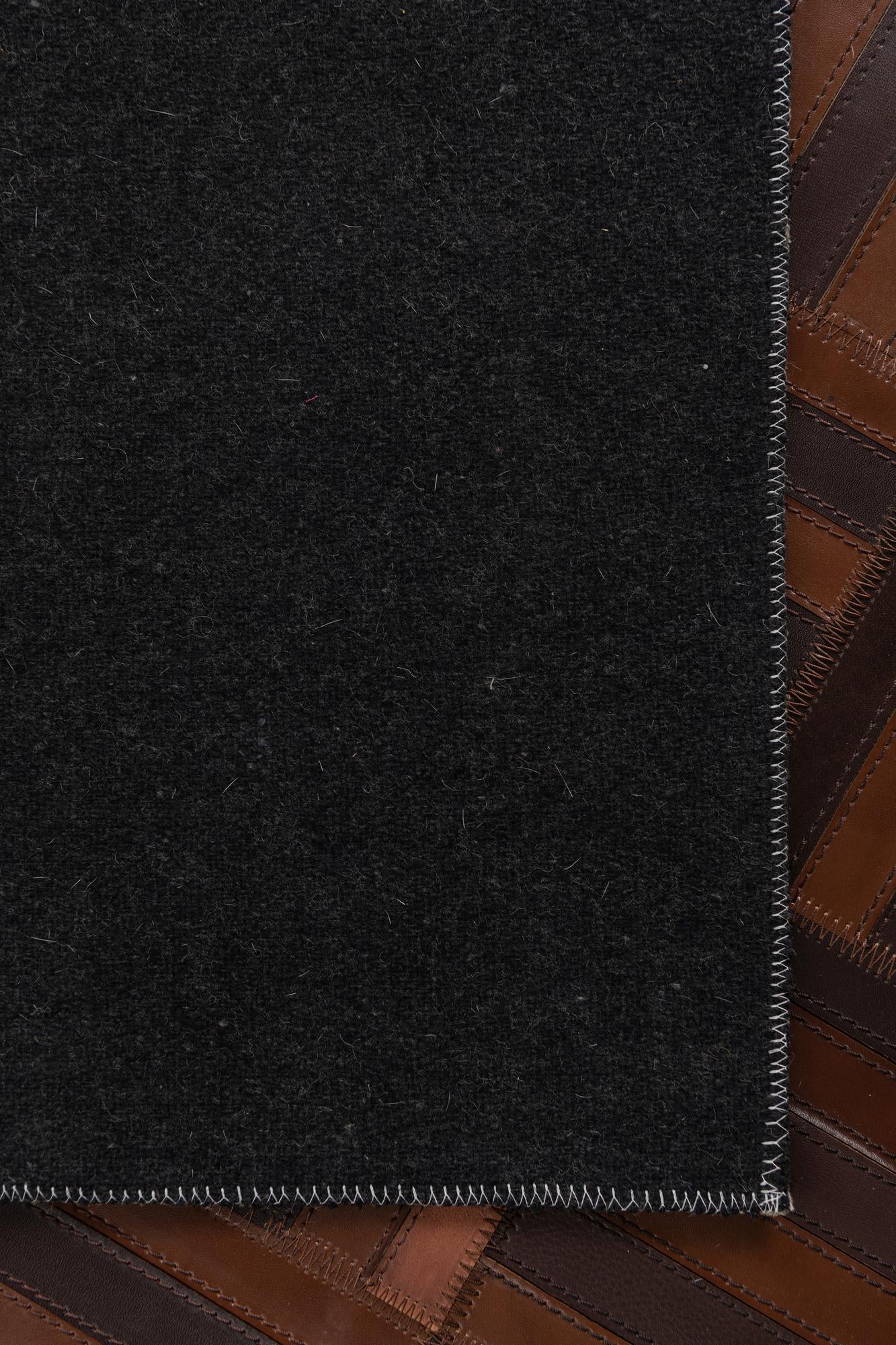 4' x 5' 6 Cowhide Leather Rug