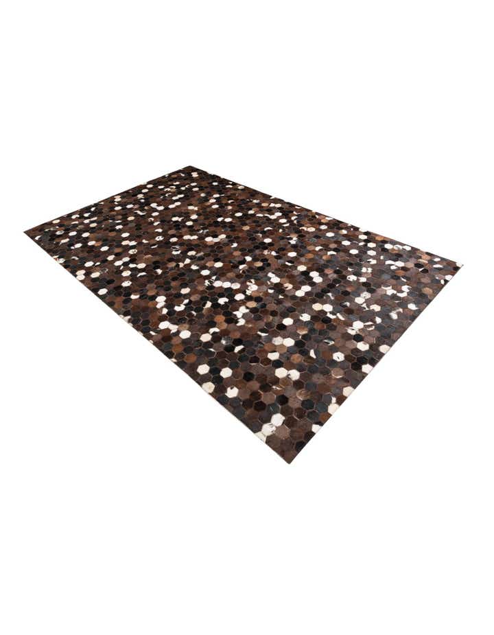 5' x 7' 10 Cowhide Leather Rug