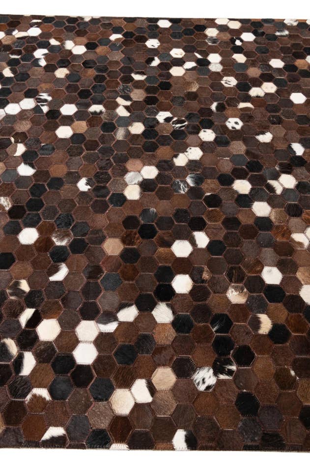 Detail image of 5' x 7' 10 Cowhide Leather Rug