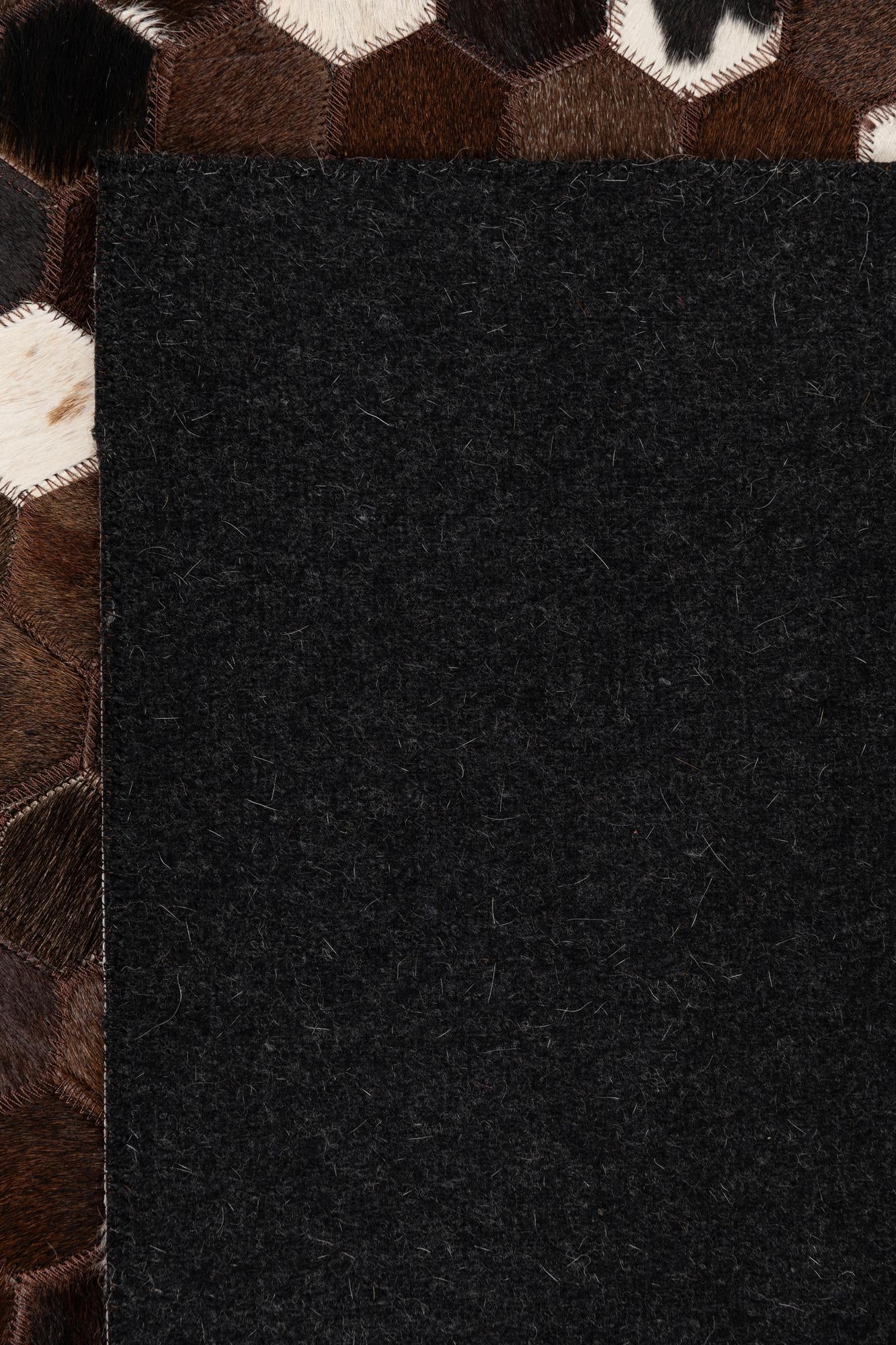 5' x 8' Cowhide Leather Rug