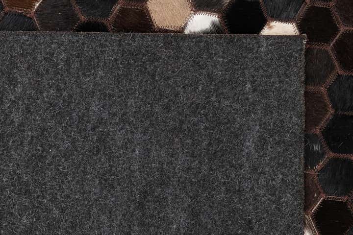 5' 1 x 8' Cowhide Leather Rug