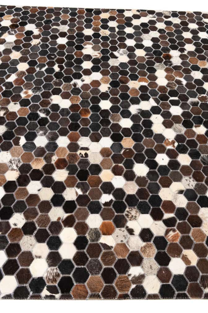 5' x 7' 10 Cowhide Leather Rug