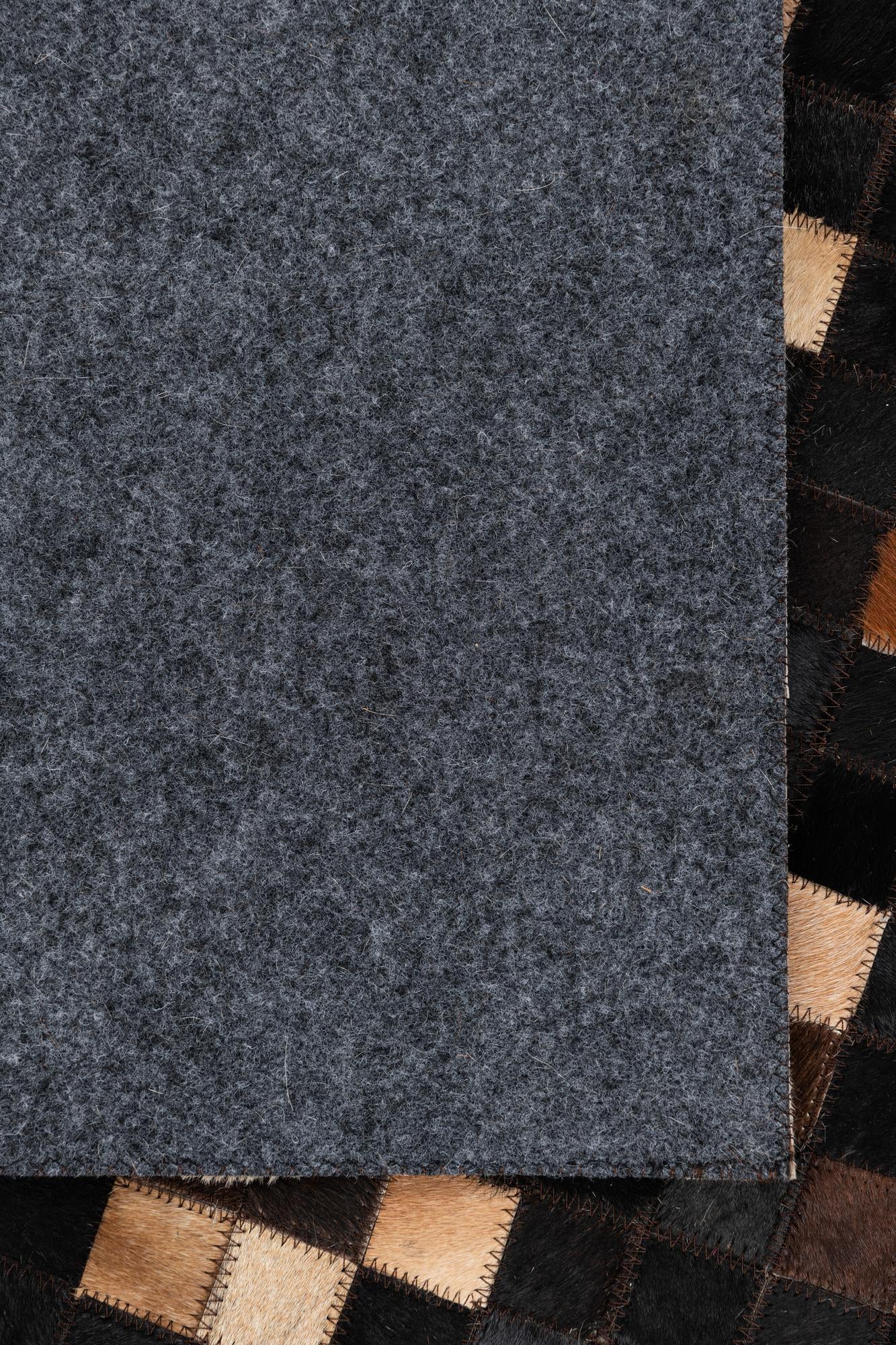 5' x 8' Cowhide Leather Rug
