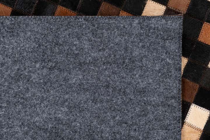 5' x 8' Cowhide Leather Rug