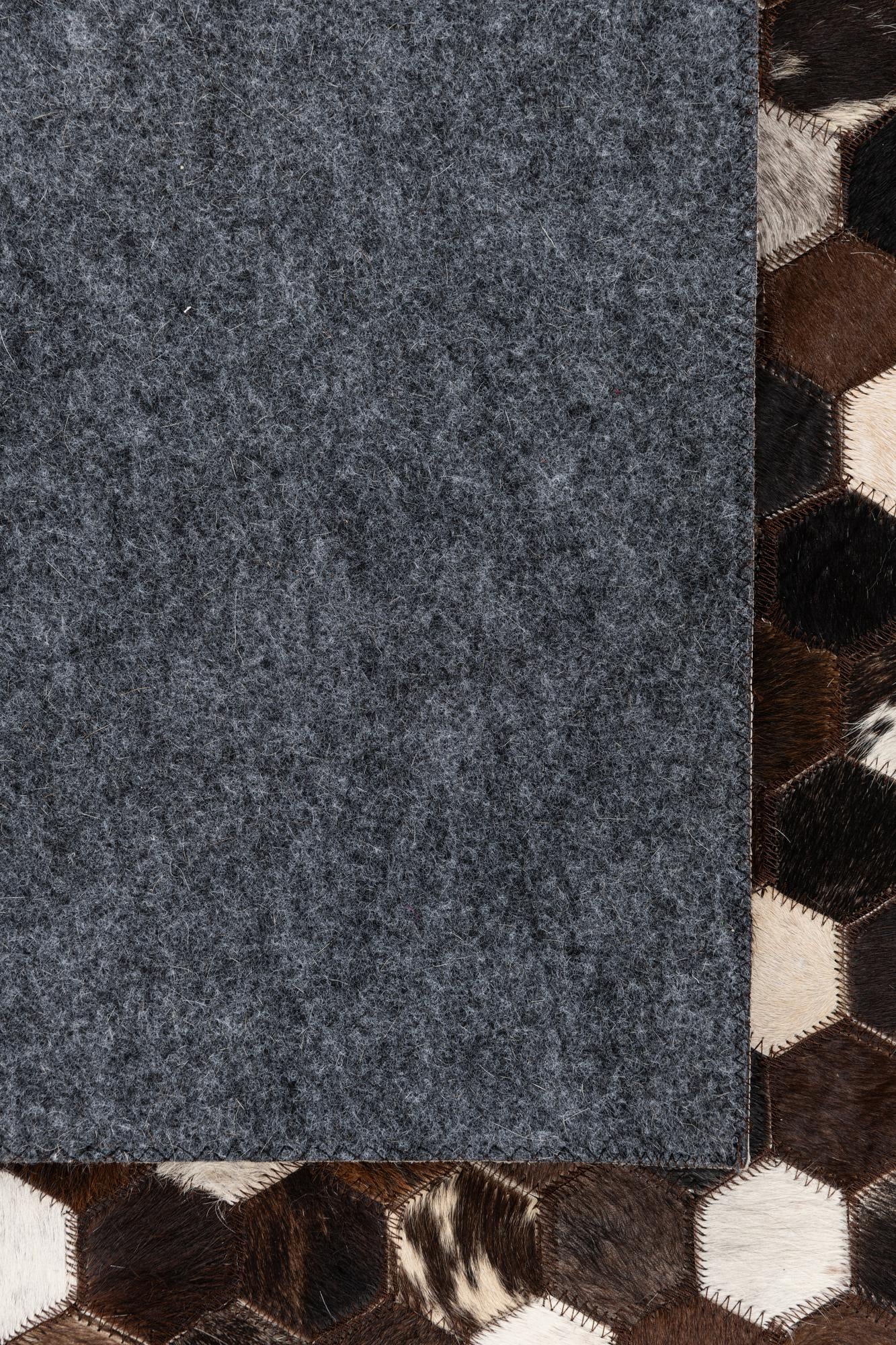 5' 1 x 8' Cowhide Leather Rug
