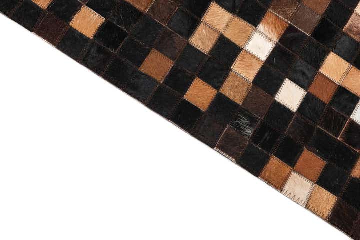 5' 1 x 7' 10 Cowhide Leather Rug