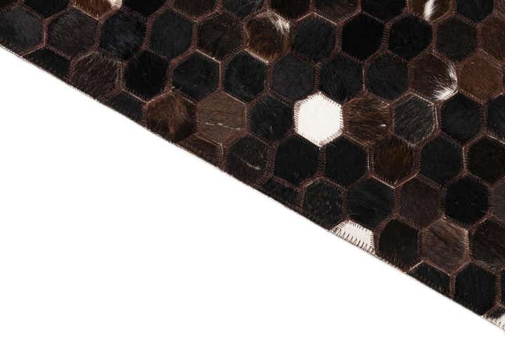 5' 1 x 8' Cowhide Leather Rug