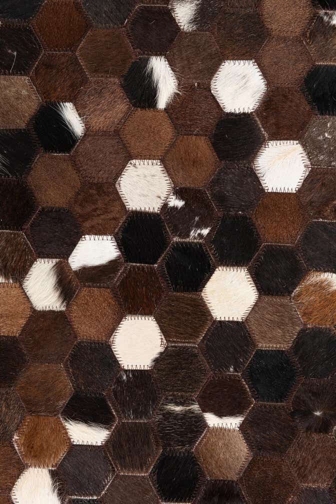 5' 1 x 8' Cowhide Leather Rug