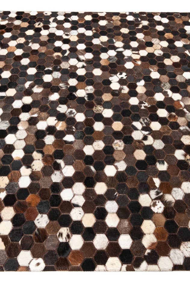 Detail image of 5' x 7' 10 Cowhide Leather Rug