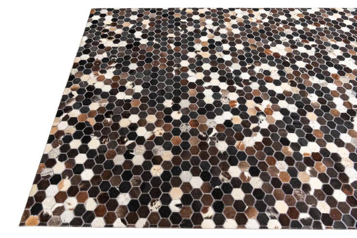 Detail image of 5' x 7' 10 Cowhide Leather Rug