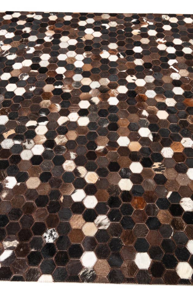 Detail image of 5' x 7' 10 Cowhide Leather Rug
