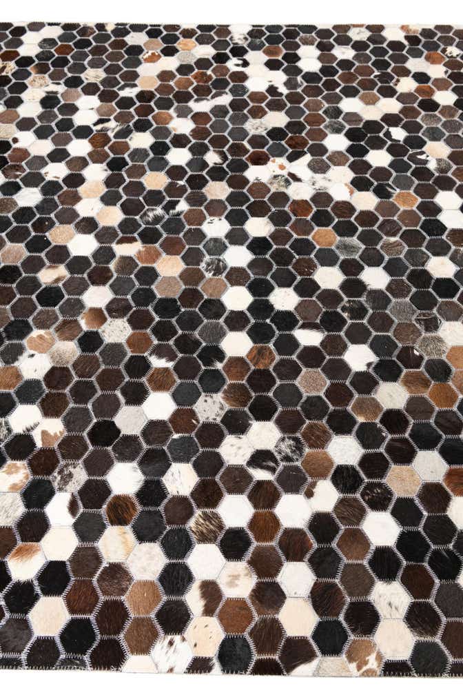 5' x 7' 9 Cowhide Leather Rug