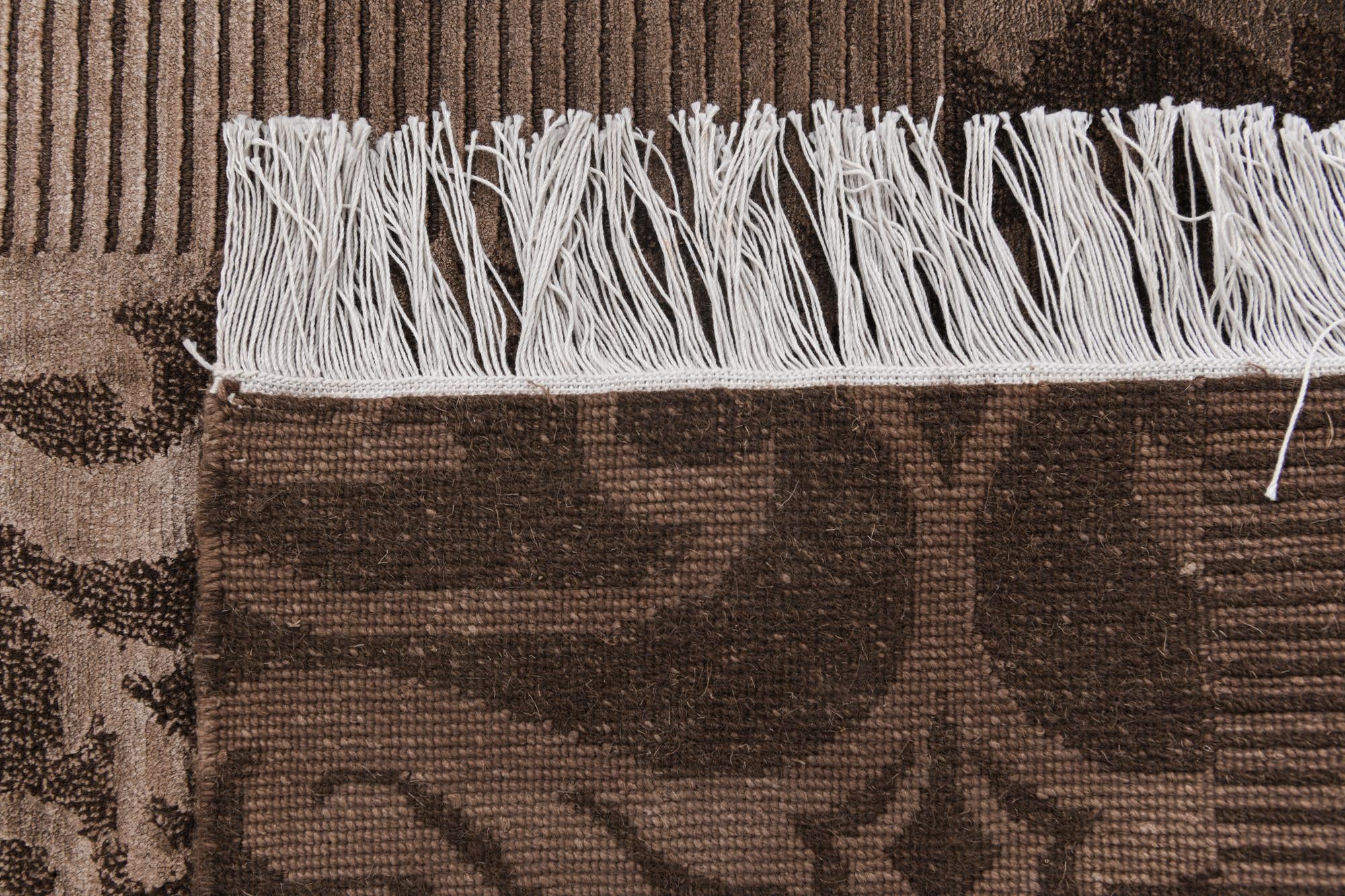 2' 8 x 4' 11 Hand Knotted Darya Wool Rug