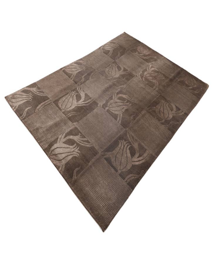 Detail image of 6' 9 x 10' 2  Hand Knotted Darya Wool Rug