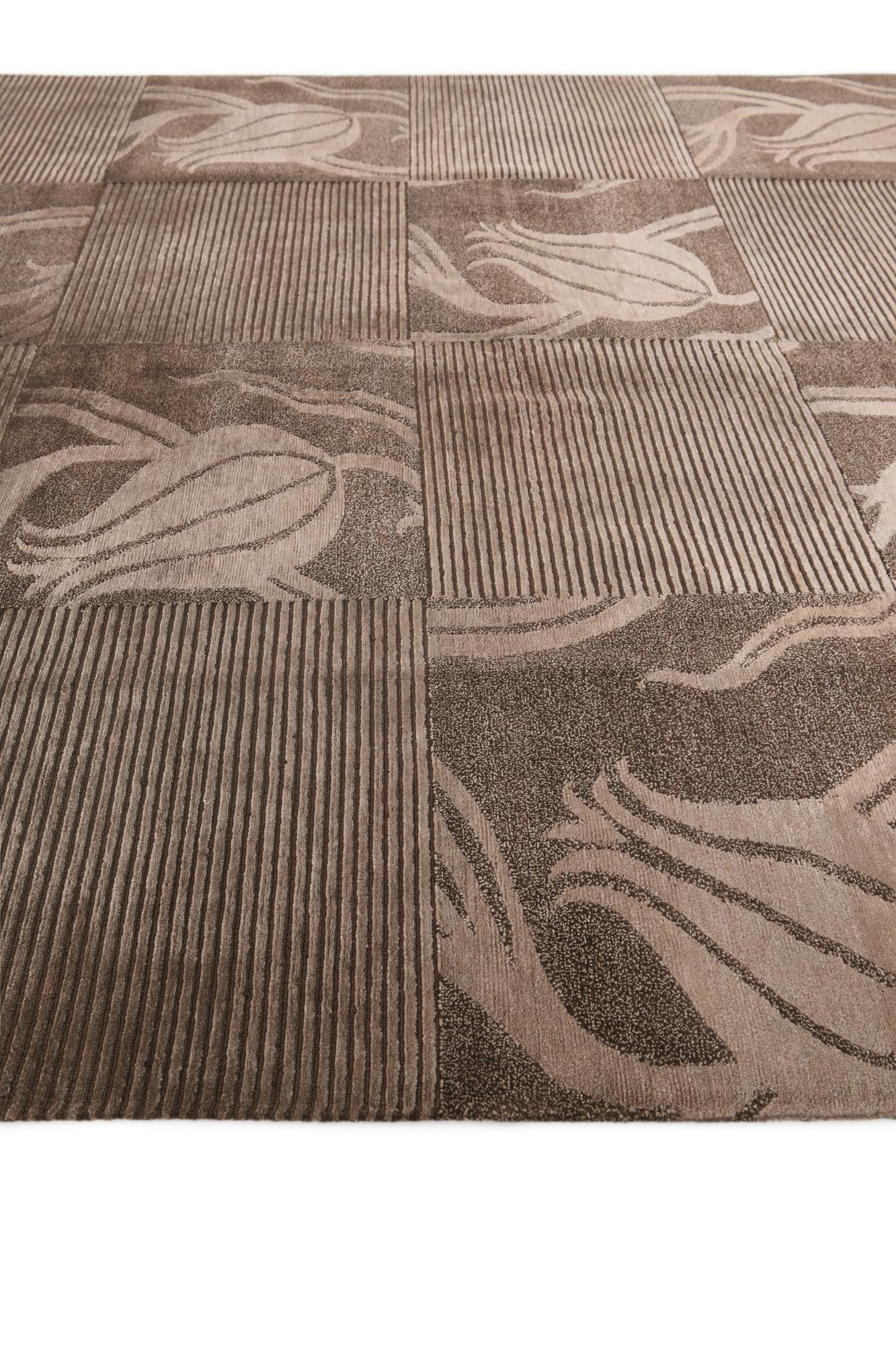 6' 9 x 10' 2 Hand Knotted Darya Wool Rug