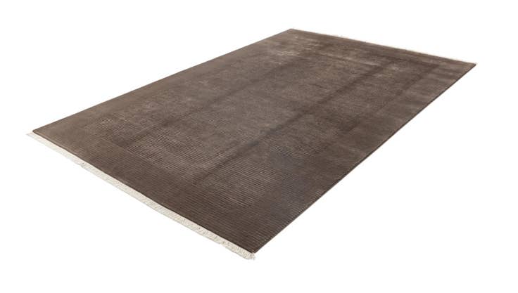 Detail image of 6' 7 x 9' 11 Hand Knotted Darya Wool Rug