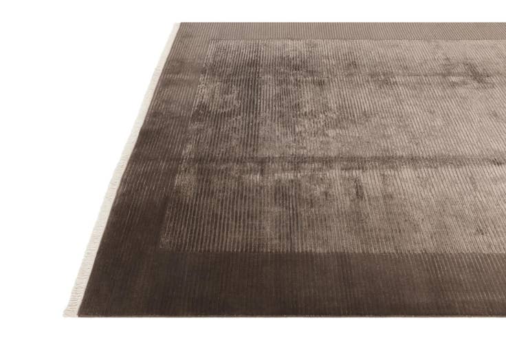 Detail image of 6' 7 x 9' 11 Hand Knotted Darya Wool Rug