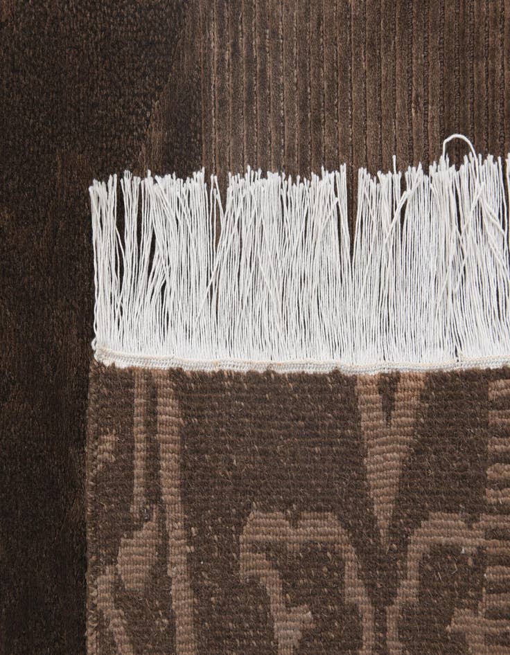 Detail image of 2' 9 x 5' 1  Hand Knotted Darya Wool Rug