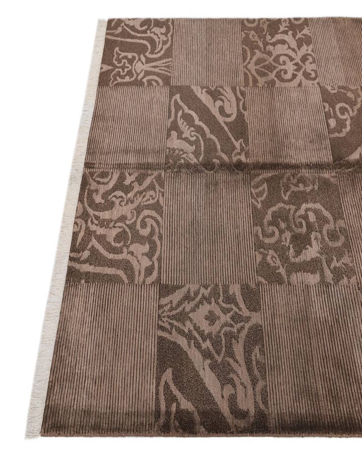 Detail image of 4' 11 x 6' 8  Hand Knotted Darya Wool Rug