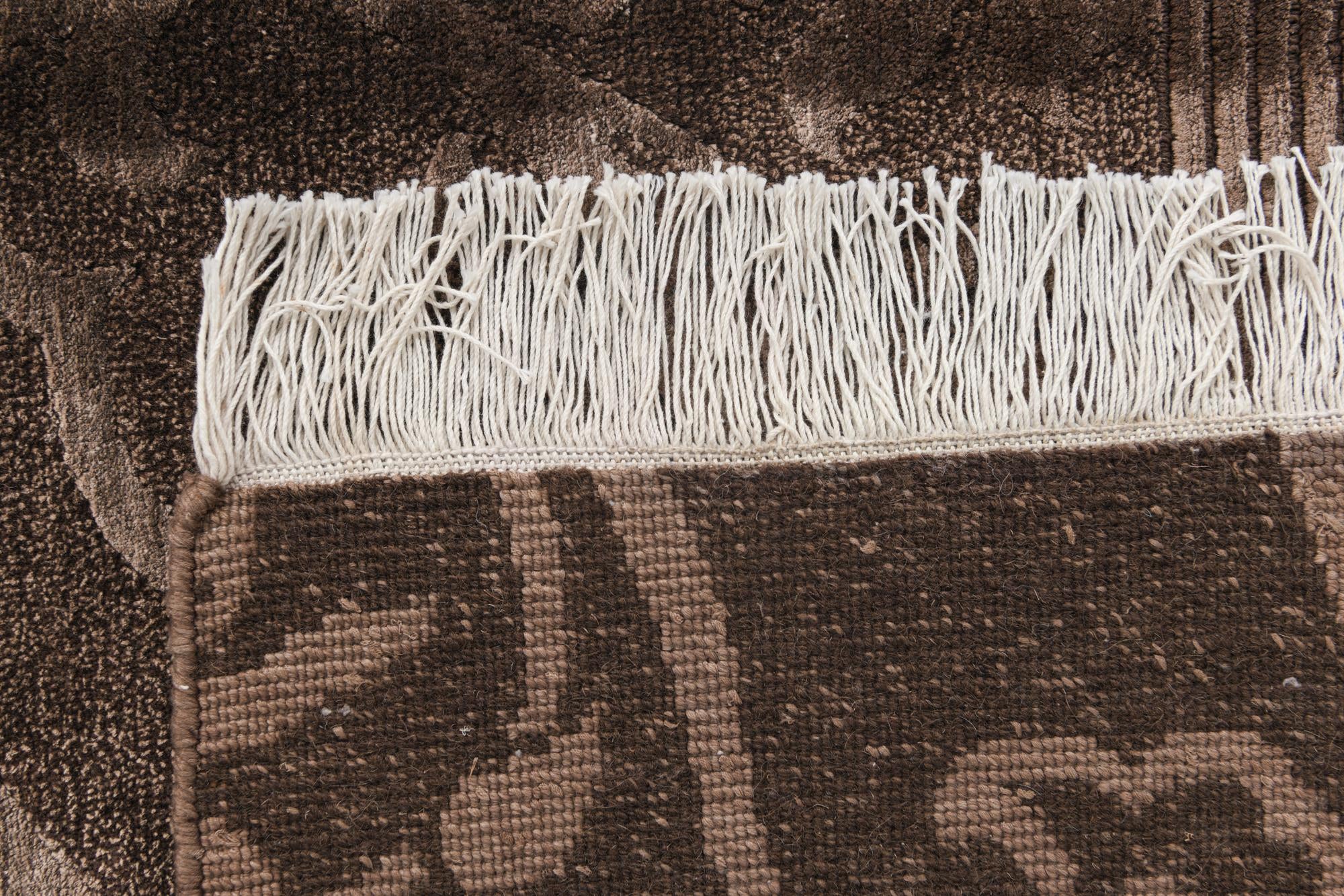 4' 11 x 6' 8 Hand Knotted Darya Wool Rug