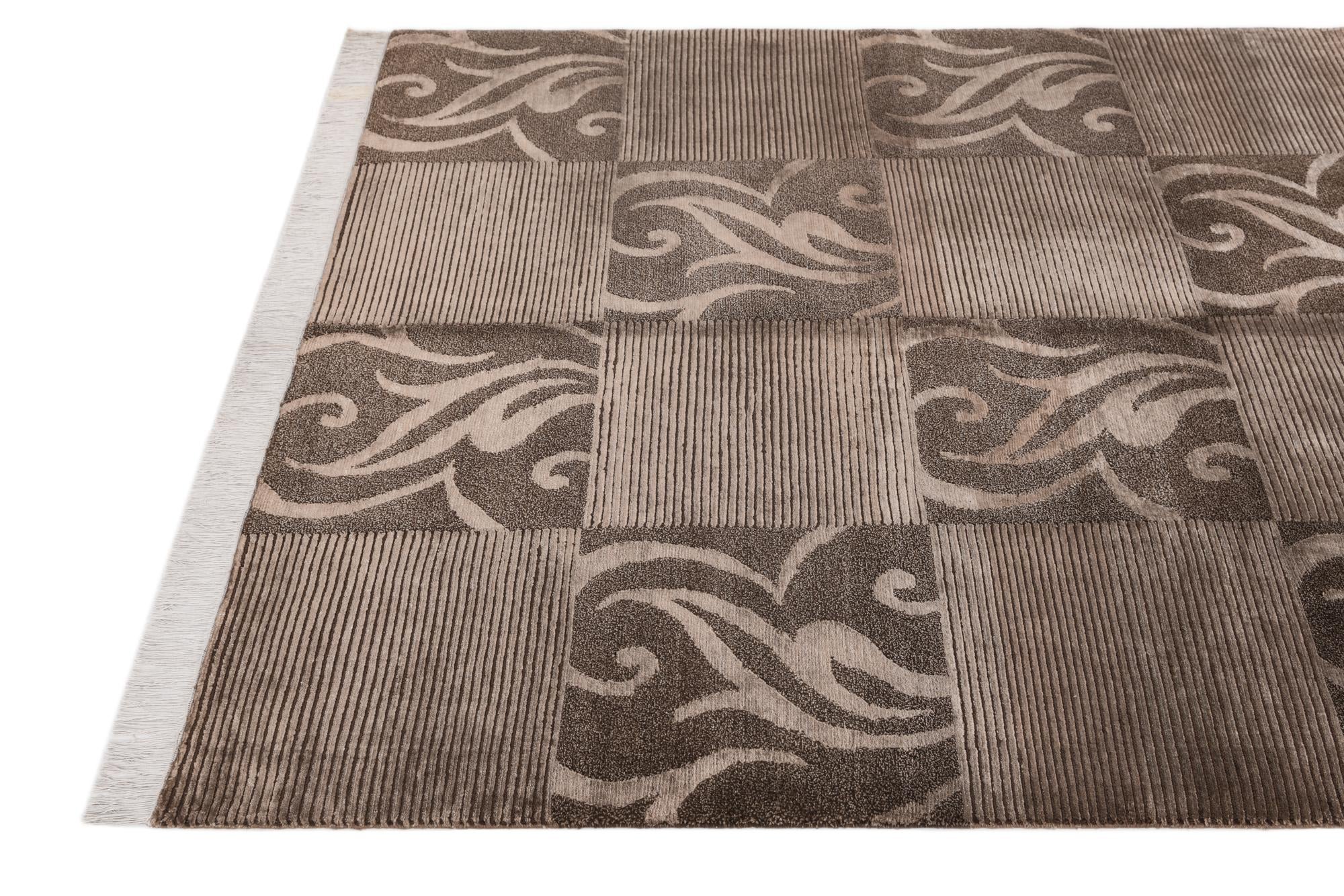 5' 1 x 6' 7 Hand Knotted Darya Wool Rug