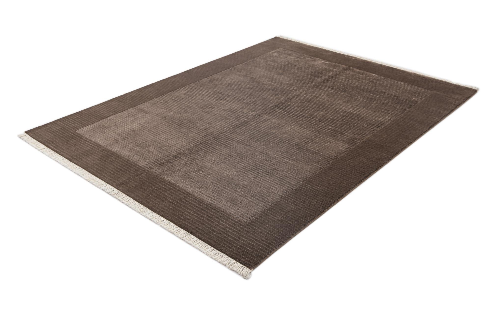 4' 11 x 6' 7 Hand Knotted Darya Wool Rug