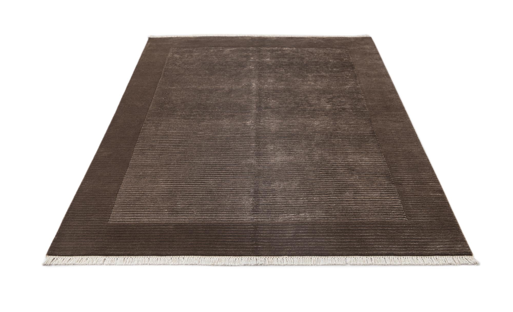 4' 11 x 6' 7 Hand Knotted Darya Wool Rug